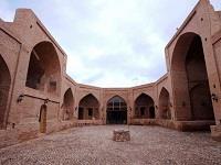پاورپوینت شاخصه های معماری کاروانسراهای ایران